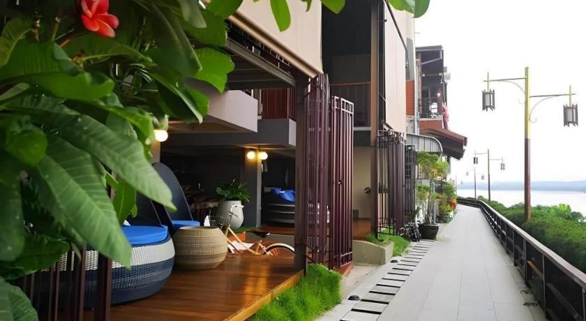 Chic Chiangkhan Hotel Chiang Khan Exterior foto
